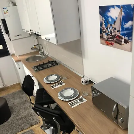 Apartment Smaraldul Madalinei *